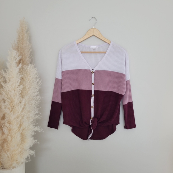 Warehouse one color block sweater. - Picture 6 of 7